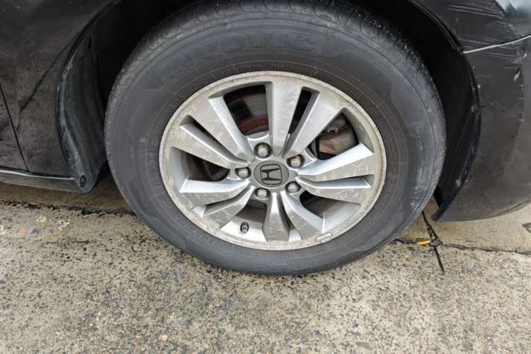 Used Honda Accord 2010 2.4L LX Right Front Wheel Hub