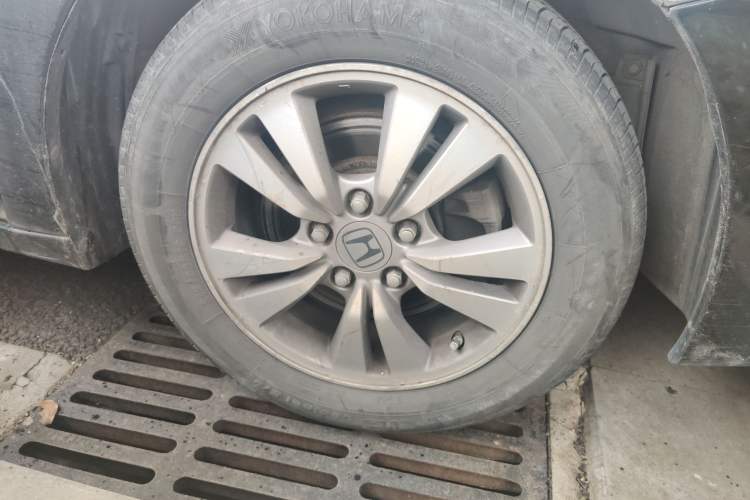 Used Honda Accord 2010 2.0L MT Right Front Wheel Hub