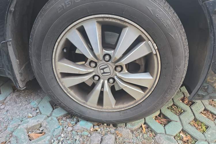 Used Honda Accord 2010 2.0L EX Right Front Wheel Hub