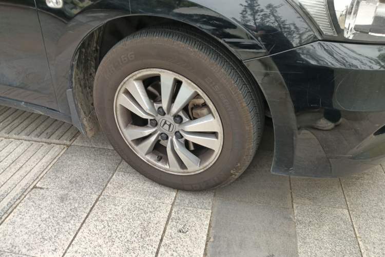 Used Honda Accord 2010 2.0L EX Right Front Wheel Hub