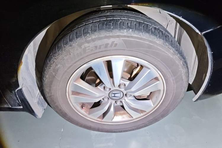 Used Honda Accord 2010 2.0L EX Right Front Wheel Hub