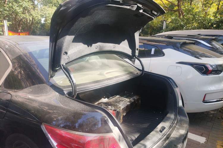 Used Honda Accord 2010 2.0L MT Trunk