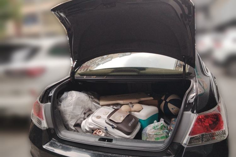Used Honda Accord 2010 2.0L EX Trunk