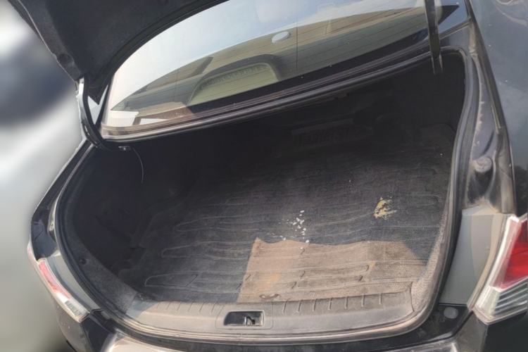 Used Honda Accord 2010 2.4L LX Trunk