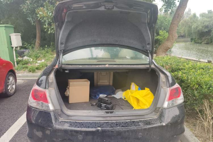 Used Honda Accord 2010 2.0L MT Trunk