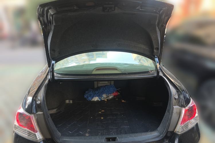 Used Honda Accord 2010 2.0L EX Trunk