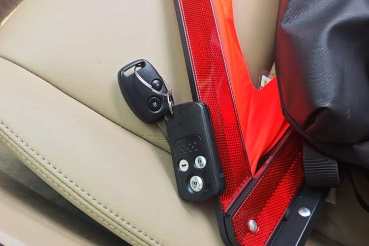 Used Honda Accord 2010 2.4L Millionth Anniversary Edition Vehicle Key