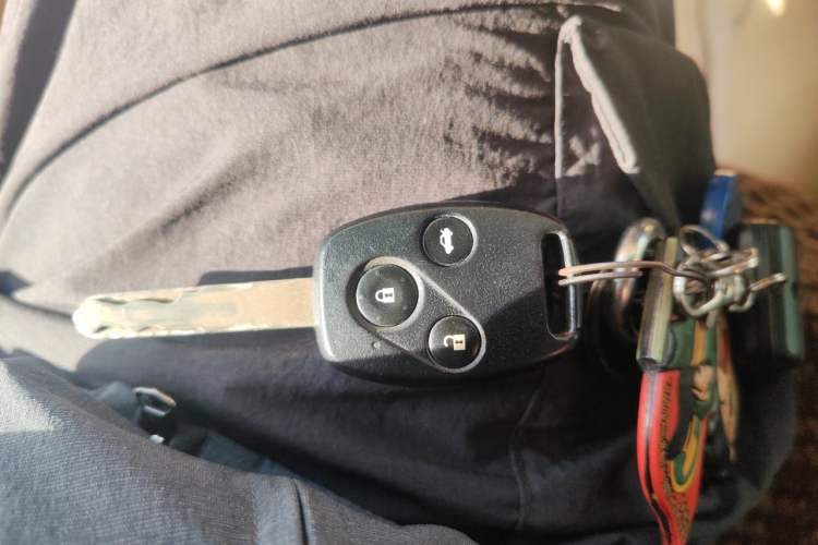 Used Honda Accord 2010 2.0L EX Vehicle Key