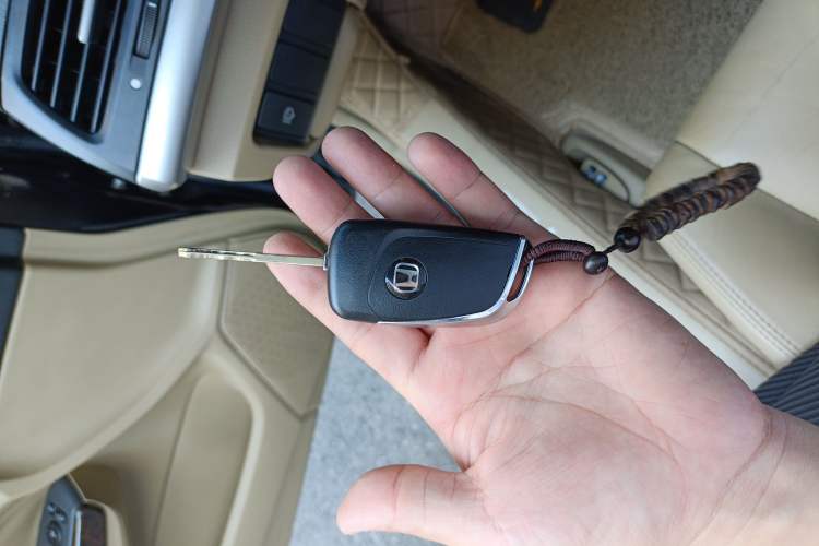 Used Honda Accord 2010 2.0L EX Vehicle Key