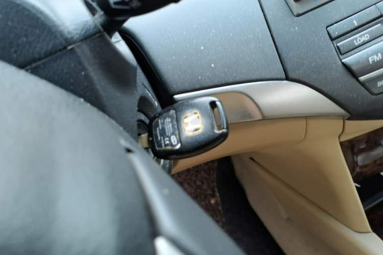 Used Honda Accord 2010 2.0L EX Vehicle Key