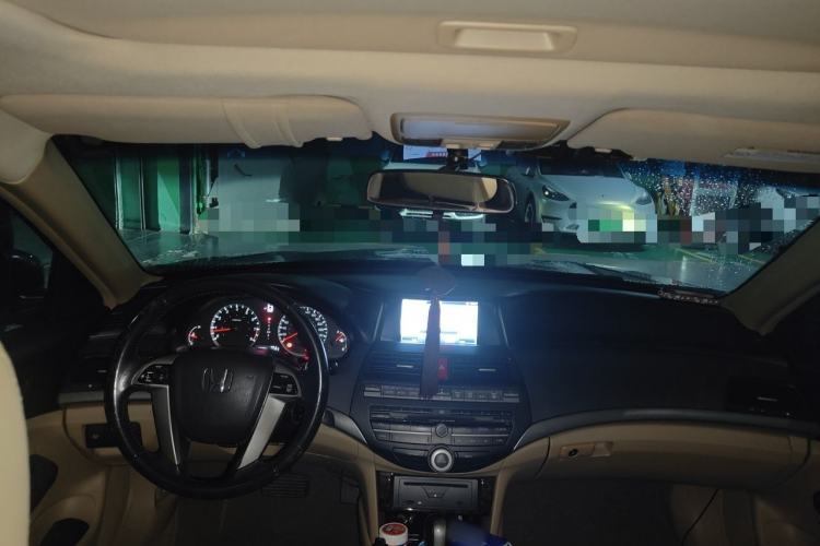 Used Honda Accord 2010 2.0L EX Center Console