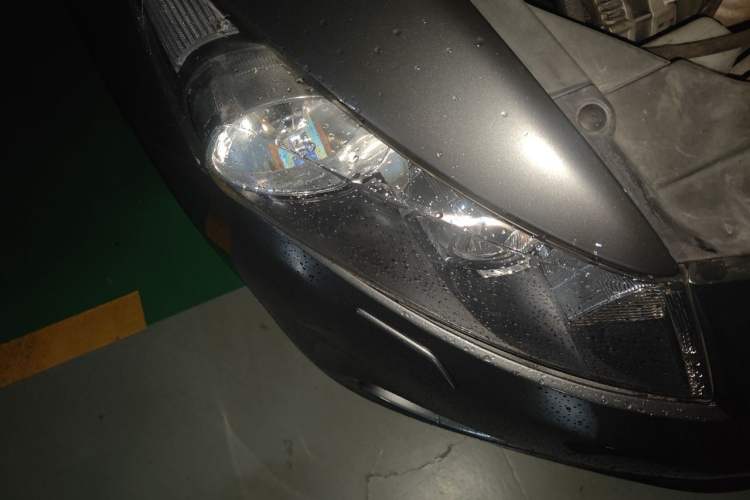 Used Honda Accord 2010 2.0L EX Right Front Headlight