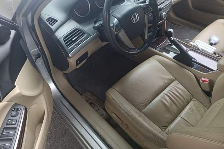 Used Honda Accord 2010 2.0L EX Driver Seat