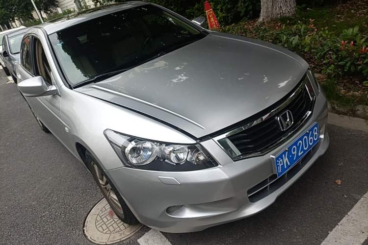 Used Honda Accord 2010 2.0L EX Front Right 45 Deg