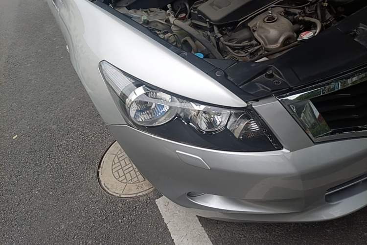 Used Honda Accord 2010 2.0L EX Right Front Headlight