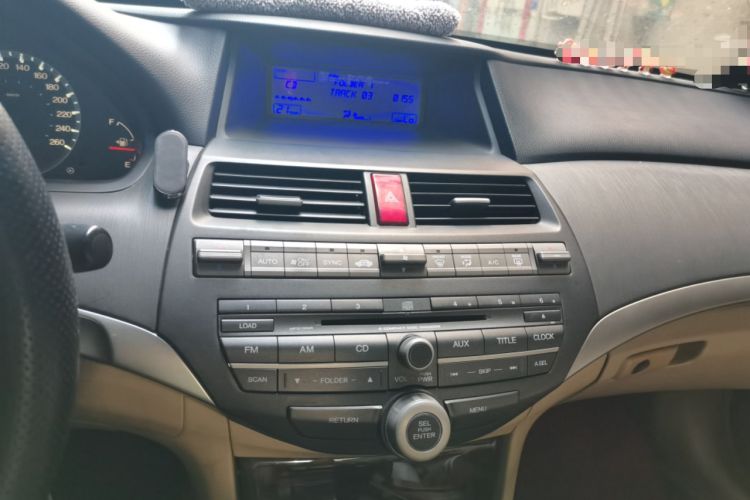Used Honda Accord 2010 2.0L EX Audio And AC Panel