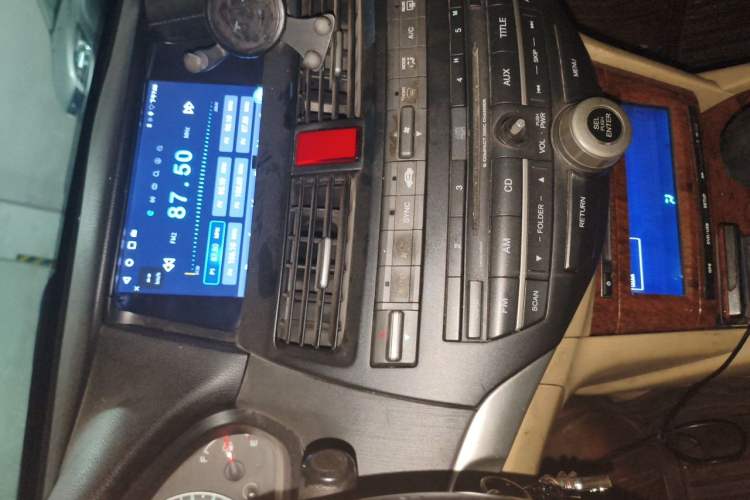 Used Honda Accord 2010 2.0L EX Audio And AC Panel