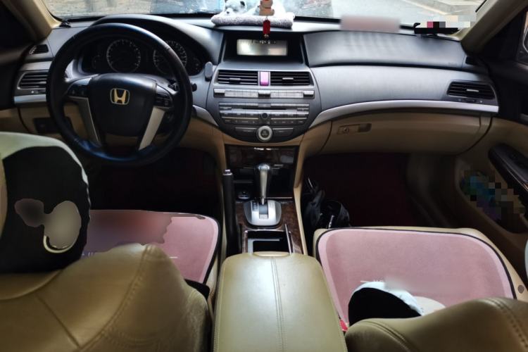 Used Honda Accord 2010 2.0L EX Center Console