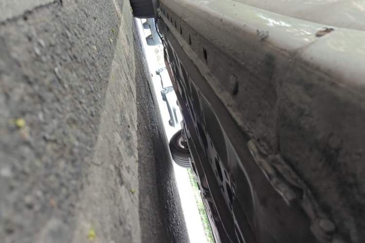 Used Honda Accord 2010 2.4L Millionth Anniversary Edition Chassis Front Right