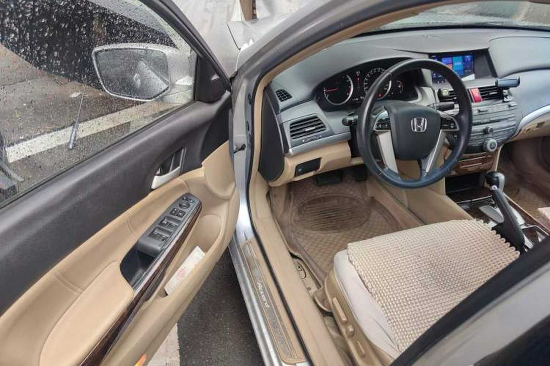 Used Honda Accord 2010 2.0L EX Driver Seat