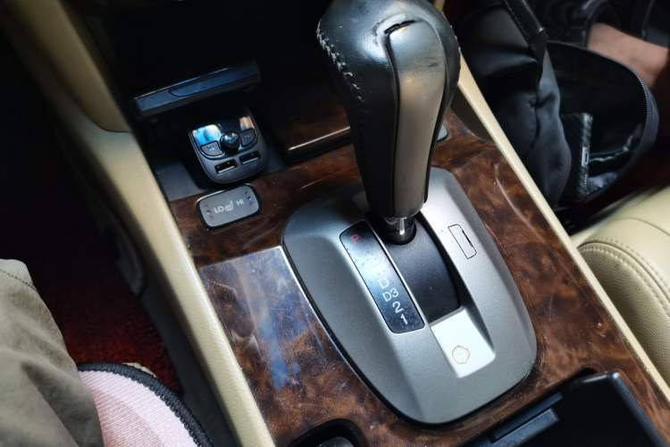 Used Honda Accord 2010 2.0L EX Gear Lever