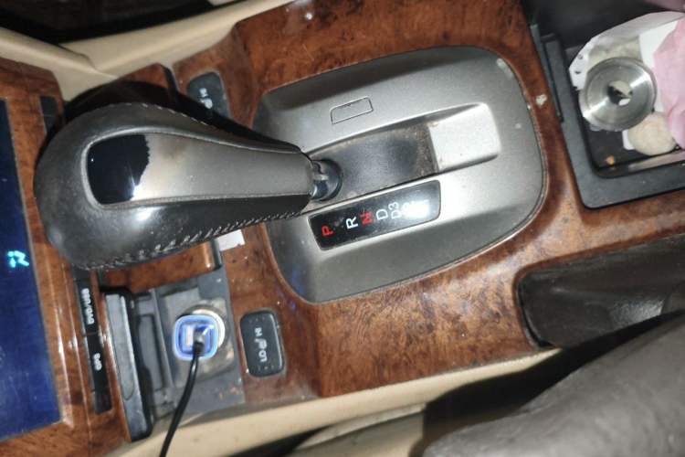 Used Honda Accord 2010 2.0L EX Gear Lever