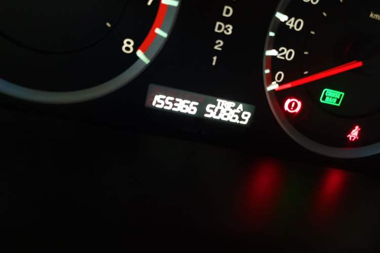 Used Honda Accord 2010 2.0L EX Odometer Close Up
