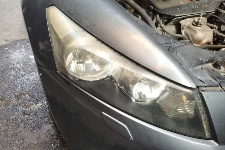 Used Honda Accord 2010 2.0L EX Right Front Headlight