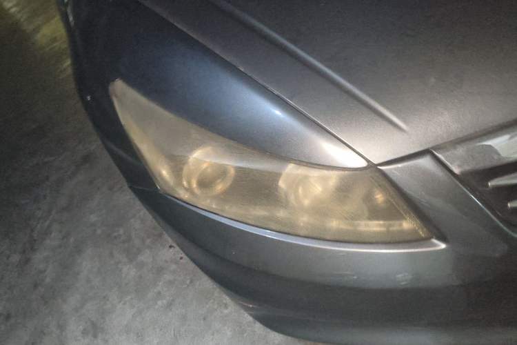 Used Honda Accord 2010 2.0L EX Right Front Headlight