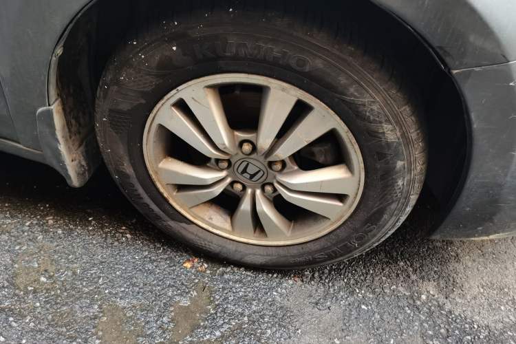 Used Honda Accord 2010 2.0L EX Right Front Wheel Hub