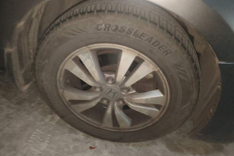 Used Honda Accord 2010 2.0L EX Right Front Wheel Hub