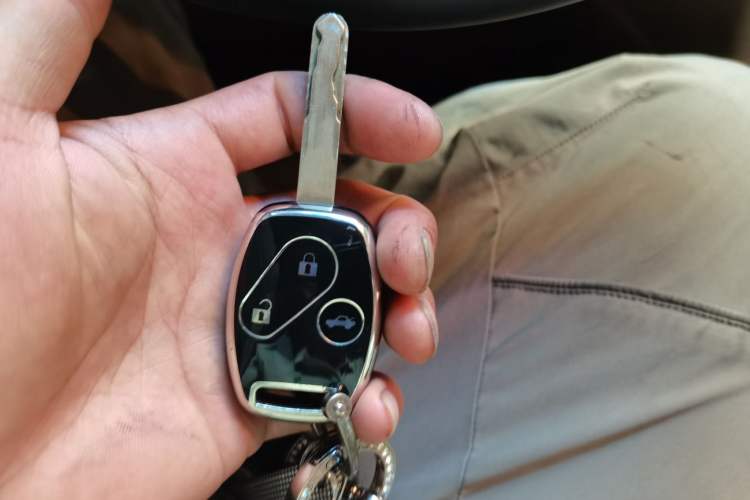 Used Honda Accord 2010 2.0L EX Vehicle Key