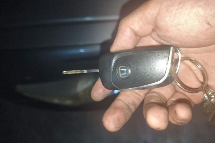 Used Honda Accord 2010 2.0L EX Vehicle Key
