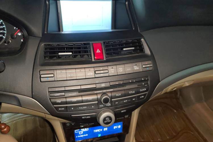 Used Honda Accord 2010 2.4L LX Audio And AC Panel