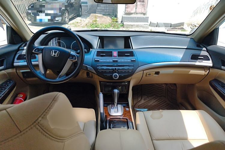 Used Honda Accord 2010 2.4L Millionth Anniversary Edition Center Console