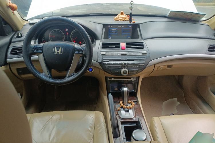 Used Honda Accord 2010 2.0L EX Center Console
