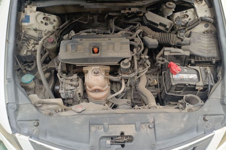 Used Honda Accord 2010 2.0L EX Engine Bay