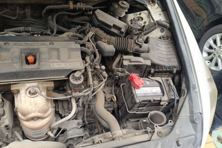 Used Honda Accord 2010 2.0L EX Engine Bay Left