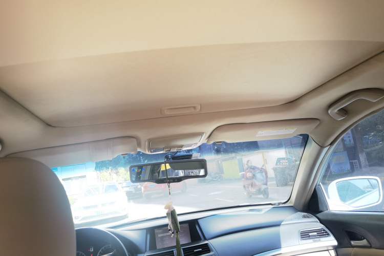 Used Honda Accord 2010 2.4L Millionth Anniversary Edition Headliner