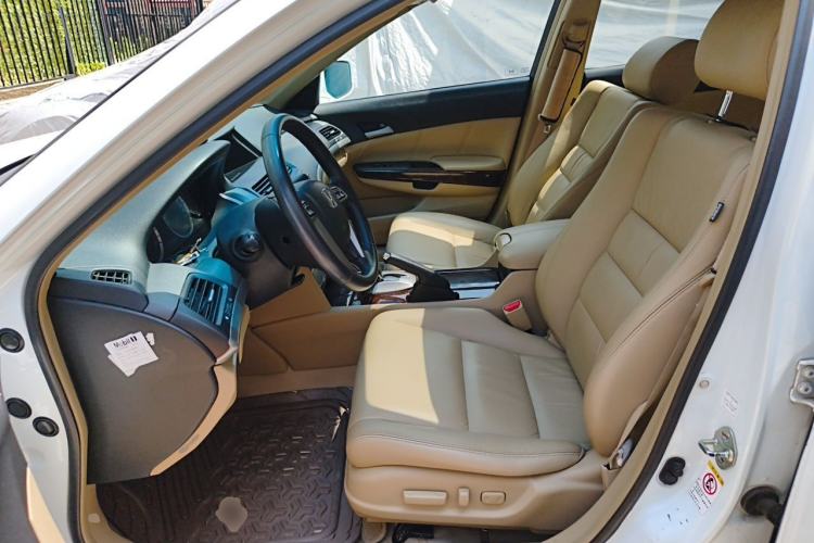 Used Honda Accord 2010 2.4L Millionth Anniversary Edition Left Front Seat
