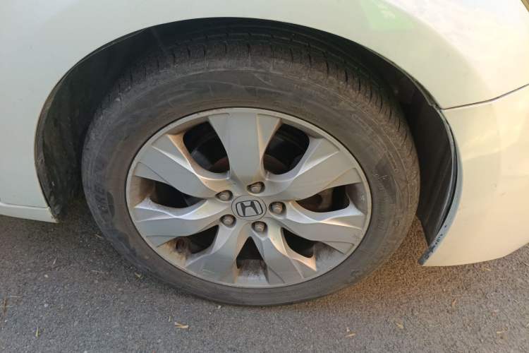 Used Honda Accord 2010 2.4L EXL Navi Right Front Wheel Hub