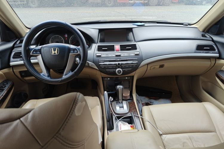 Used Honda Accord 2010 2.0L EX Center Console