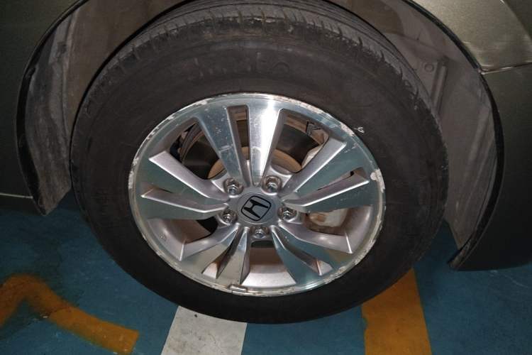 Used Honda Accord 2010 2.0L EX Right Front Wheel Hub