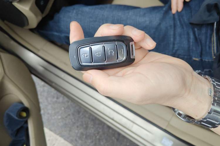 Used Honda Accord 2010 2.0L EX Vehicle Key