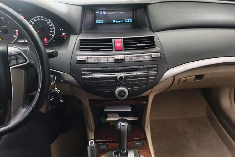 Used Honda Accord 2011 2.4L LX Audio And AC Panel