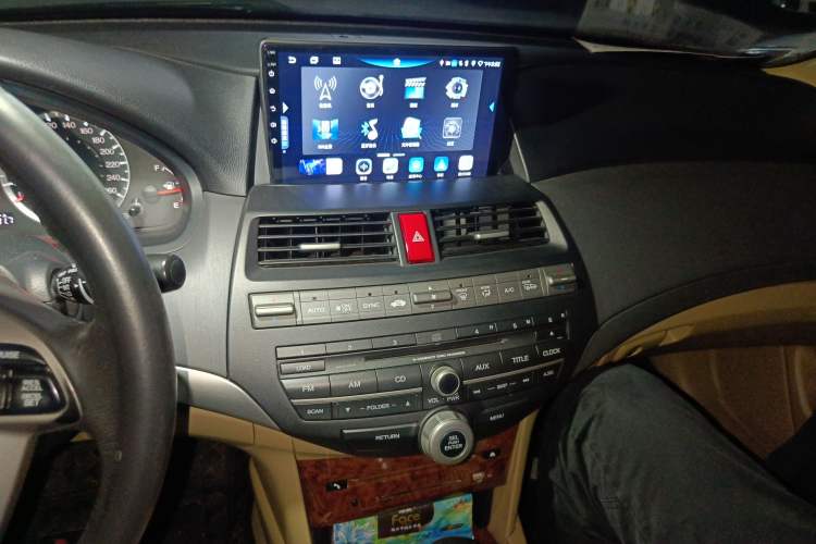 Used Honda Accord 2011 2.0L EX Audio And AC Panel