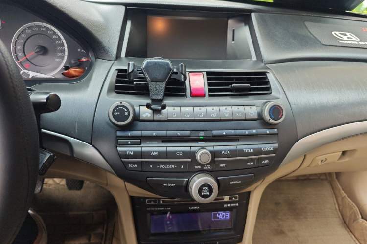 Used Honda Accord 2011 2.0L MT Audio And AC Panel