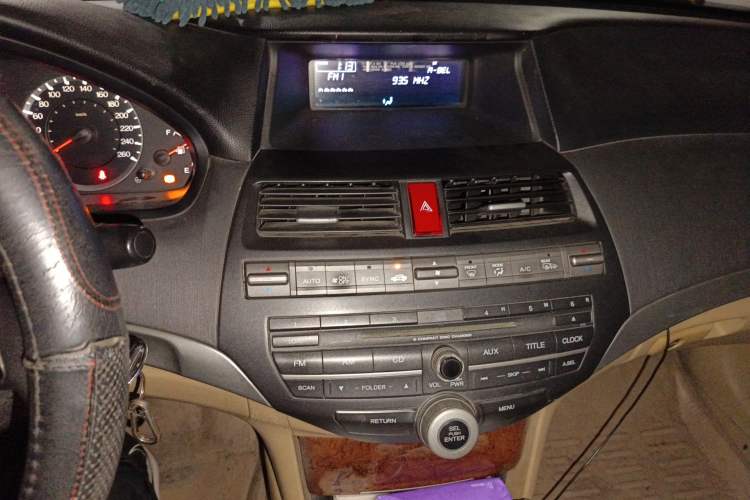 Used Honda Accord 2011 2.4L LX Audio And AC Panel