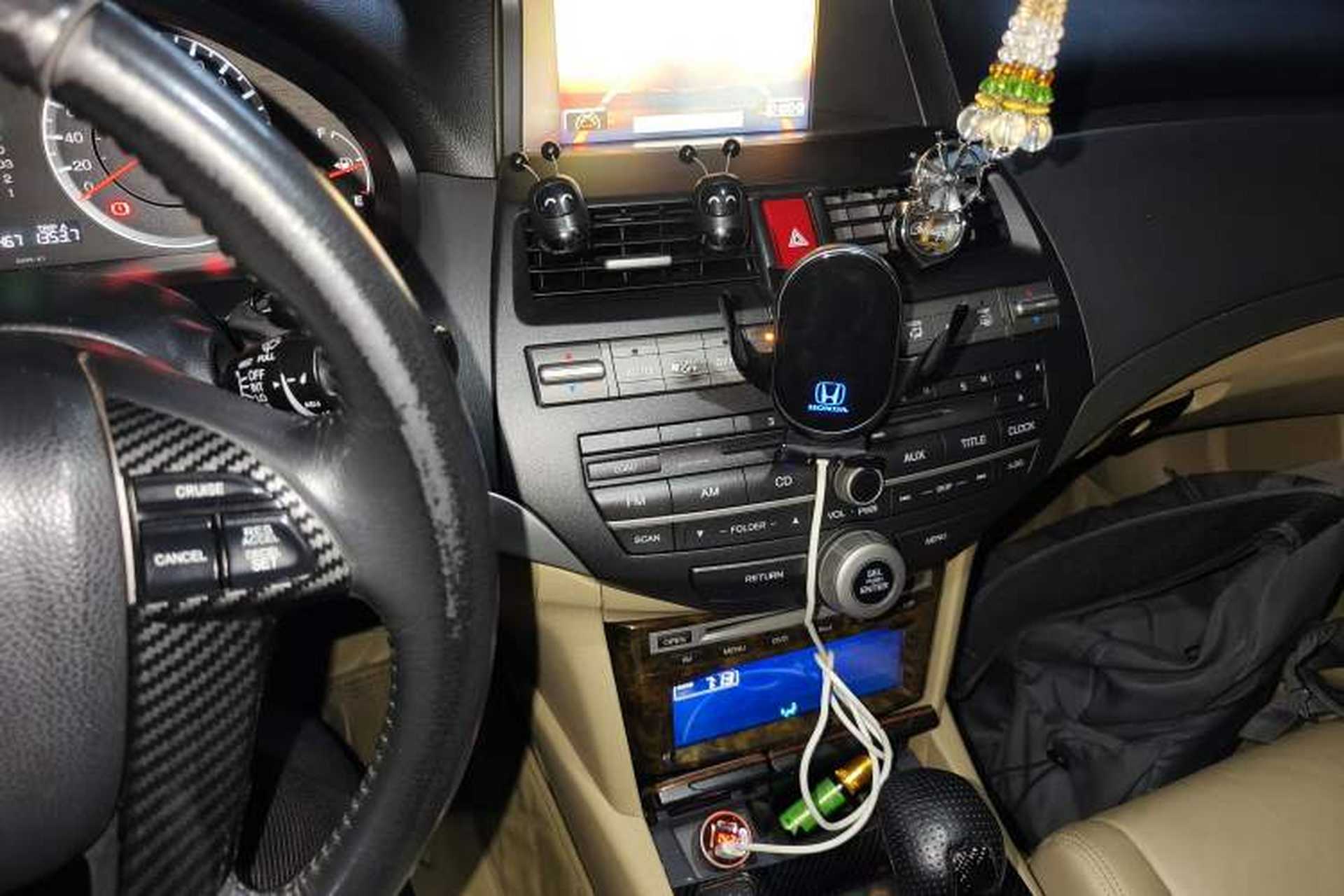 Used Honda Accord 2011 2.0L EX Audio And AC Panel