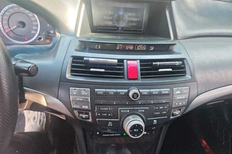 Used Honda Accord 2011 2.4L EXL Navi Audio And AC Panel